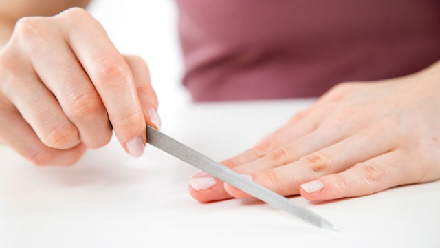 مبرد اظافر NAIL FILE